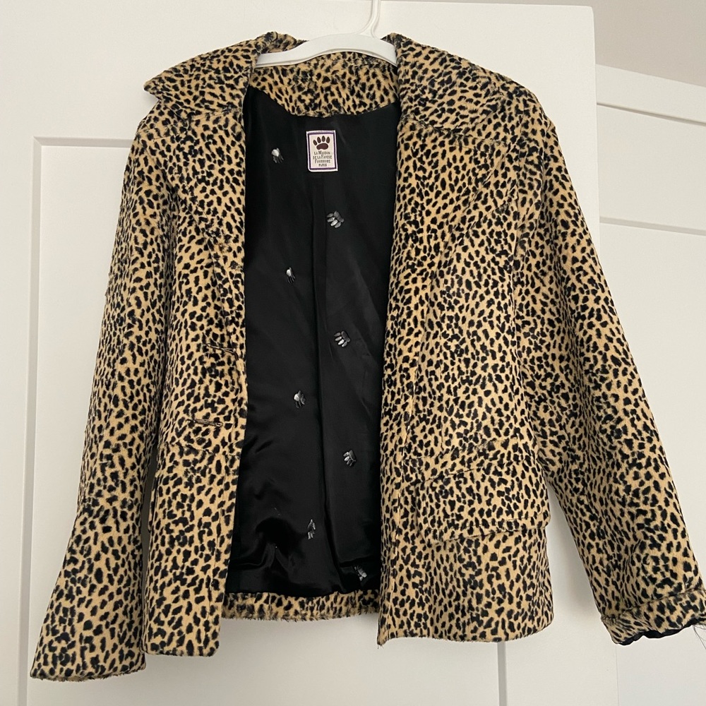 Leopard print blazer